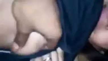 XXX man adores capturing Desi girlfriend's naked twat for MMS video