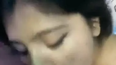 Horny Model Likes to Get her Facial Done Everytime she visits her boyfriend
