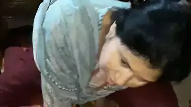 Bengali MILF boobs show to lover before viral sex