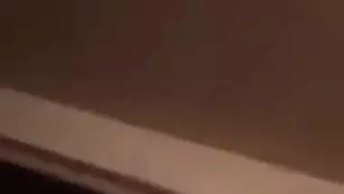 Desi wife tries hard to look XXX showing off her natural boobs