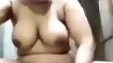 Bangladeshi Desi XXX babe masturbating her unsatisfied pussy on cam